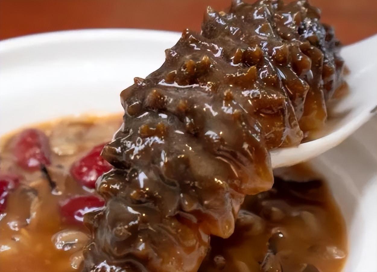 “海參”不能隨便吃？醫(yī)生：6類人建議平時(shí)少吃些